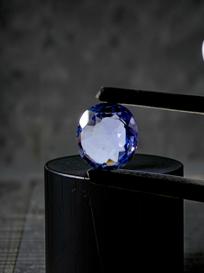 Certified 1.95 cts. No Heat Blue Sapphire (Sri Lankan/Ceylon) Oval Shaped Loose Stone LS76