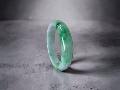 Certified Earth's (MADE IN JAPAN) Burmese Icy Green A-Jade Round Bangle Bracelet - 08842