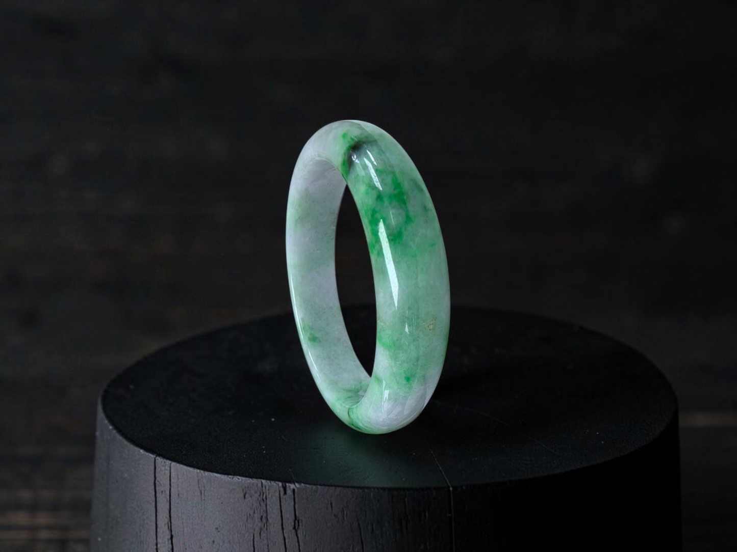 Certified Earth's (MADE IN JAPAN) Burmese Icy Green A-Jade Round Bangle Bracelet - 08842