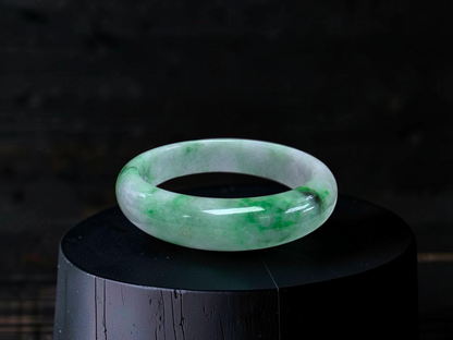 Certified Earth's (MADE IN JAPAN) Burmese Icy Green A-Jade Round Bangle Bracelet - 08842