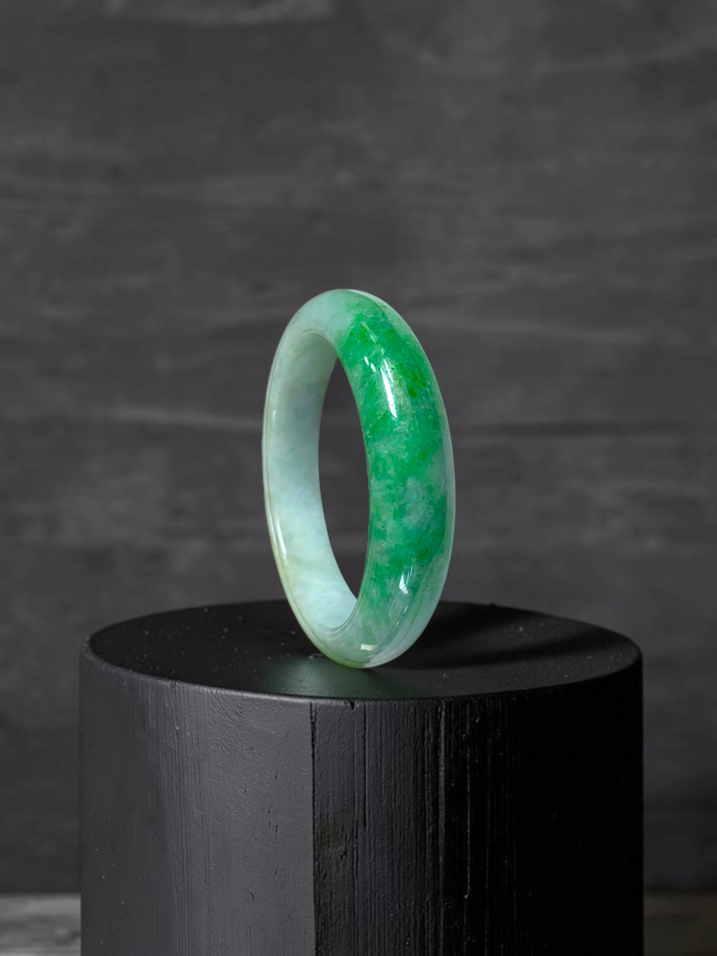 Certified Earth's (MADE IN JAPAN) Burmese Icy Imperial Green A-Jade Round Bangle Bracelet - 08843