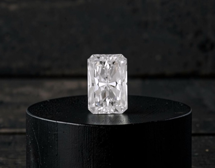 GIA Certified Natural 0.55 cts. G SI1 Ex Ex N Long Radiant Shaped Diamond Loose Stone - LS83