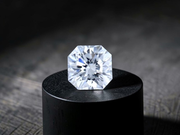 GIA Certified Natural 0.367 cts. D VVS2 Gd Vg Ft Square Radiant Shaped Diamond Loose Stone - LS84