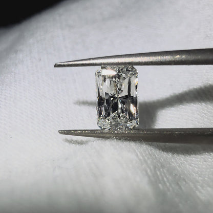 GIA Certified Natural 0.55 cts. G SI1 Ex Ex N Long Radiant Shaped Diamond Loose Stone - LS83