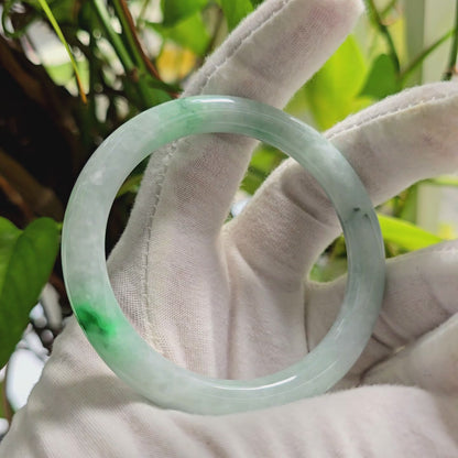 Earth's (MADE IN JAPAN) Burmese Green A-Jade Round Bangle Bracelet - Certified 08833