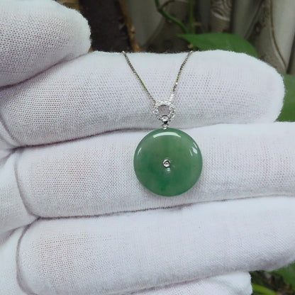 Omuta Round Burmese A-Jadeite 17.30 mm Donut Charm Pendant (with 18K White Gold and White Diamonds) - Certified