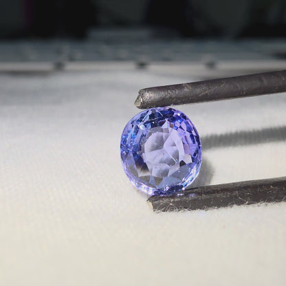 Certified 1.95 cts. No Heat Blue Sapphire (Sri Lankan/Ceylon) Oval Shaped Loose Stone LS76