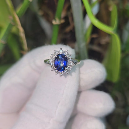 Seto MADE IN JAPAN Certified Oval Shaped 1.80 cts. Natural Deep Blue Sapphire Ring with Platinum 900 and White Diamonds Size US5.5  - R13