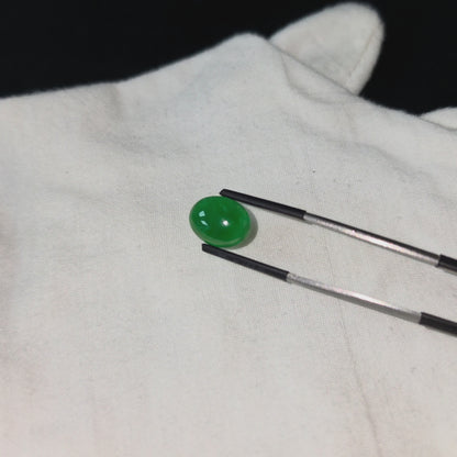Certified MADE IN JAPAN 4.80 cts. Green Burmese A-Jadeite Oval Cabochon Loose Stone LS34