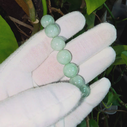 Japanese Winter Green Burmese A-Jade Beaded Bracelet (MADE IN JAPAN) (12.00 - 12.50 mm Each x 16 beads) 05052