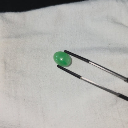 Certified MADE IN JAPAN 4.69 cts. Light Green Burmese A-Jadeite Oval Cabochon Loose Stone LS35
