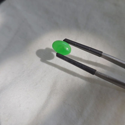 Certified MADE IN JAPAN 1.74 cts. Bright Green Burmese A-Jadeite Oval Cabochon Loose Stone LS23