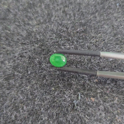 Certified MADE IN JAPAN 1.05 cts. Bright Green Burmese A-Jadeite Oval Cabochon Loose Stone LS22