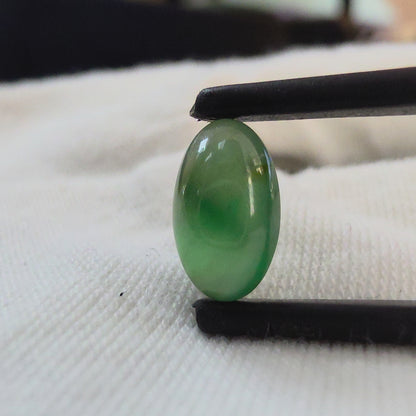 Certified MADE IN JAPAN 1.775 cts. Icy Jungle Green Burmese A-Jadeite Oval Cabochon Loose Stone LS94