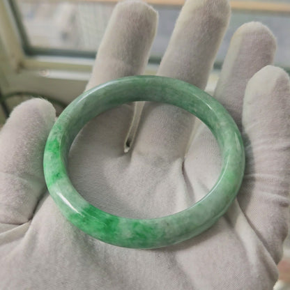 Earth's (MADE IN JAPAN) Burmese Green A-Jade Round Bangle Bracelet - Certified 08836