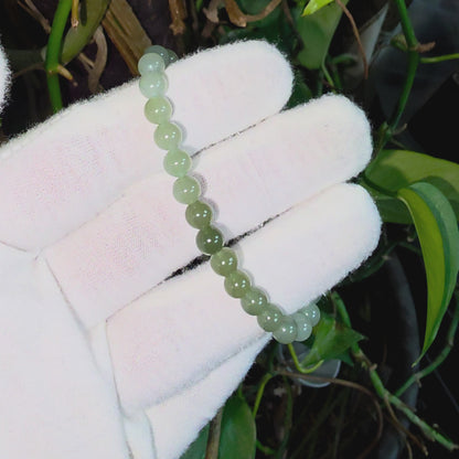 Japanese Hombre Jungle Green Canadian Nephrite Jade Beaded Bracelet (MADE IN JAPAN) (6.00 mm Each x 30 beads) 04003