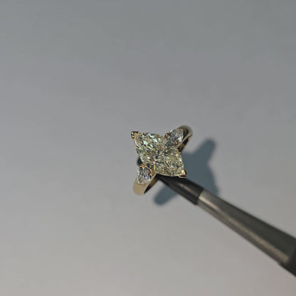 Kobayashi 2.53 cts. Natural Marquise Diamond Cocktail Ring, with Natural Pear Shaped White Diamonds, and 18K Yellow Gold - GIA Certified -R8