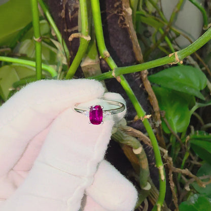 Tahara 1.00 cts. Natural Pigeons Blood Vivid Red Ruby Ring (with 18K White Gold and Natural White Diamonds) Size US 8  - R22