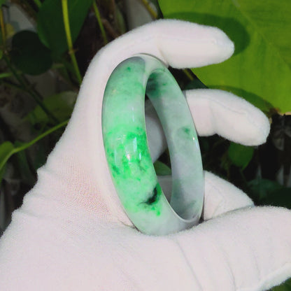 Certified Earth's (MADE IN JAPAN) Burmese Icy Green A-Jade Round Bangle Bracelet - 08842
