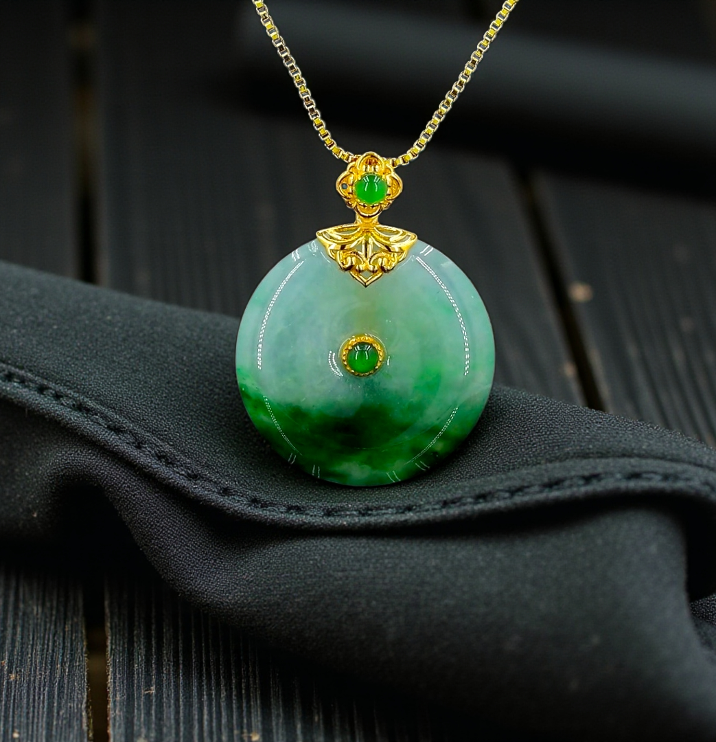 Emperors' Round Burmese A-Jadeite 21.00 mm Donut Pendant (with 18K Yellow Gold) - Certified - V11
