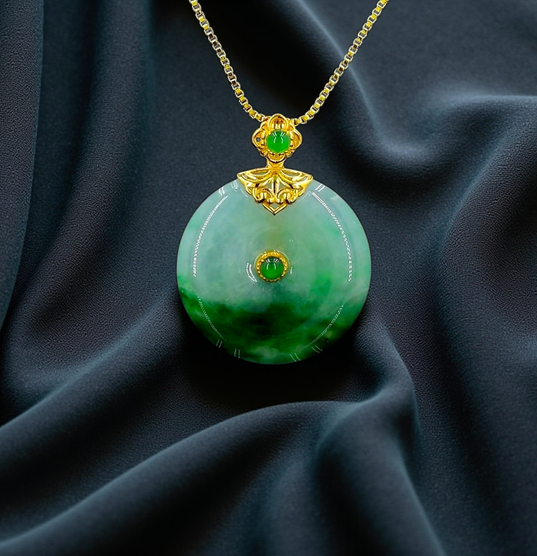 Emperors' Round Burmese A-Jadeite 21.00 mm Donut Pendant (with 18K Yellow Gold) - Certified - V11