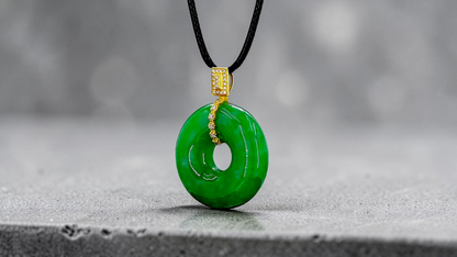 Obu Round Vivid-Imperial Green Burmese A-Jadeite 21.50 mm Donut Charm Pendant (with 18K Yellow Gold and White Diamonds) - Certified