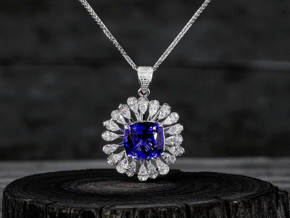 Teramo (4.94 cts.) Tanzanite and Natural Diamonds Pendant (with 18K White Gold)  - P3045