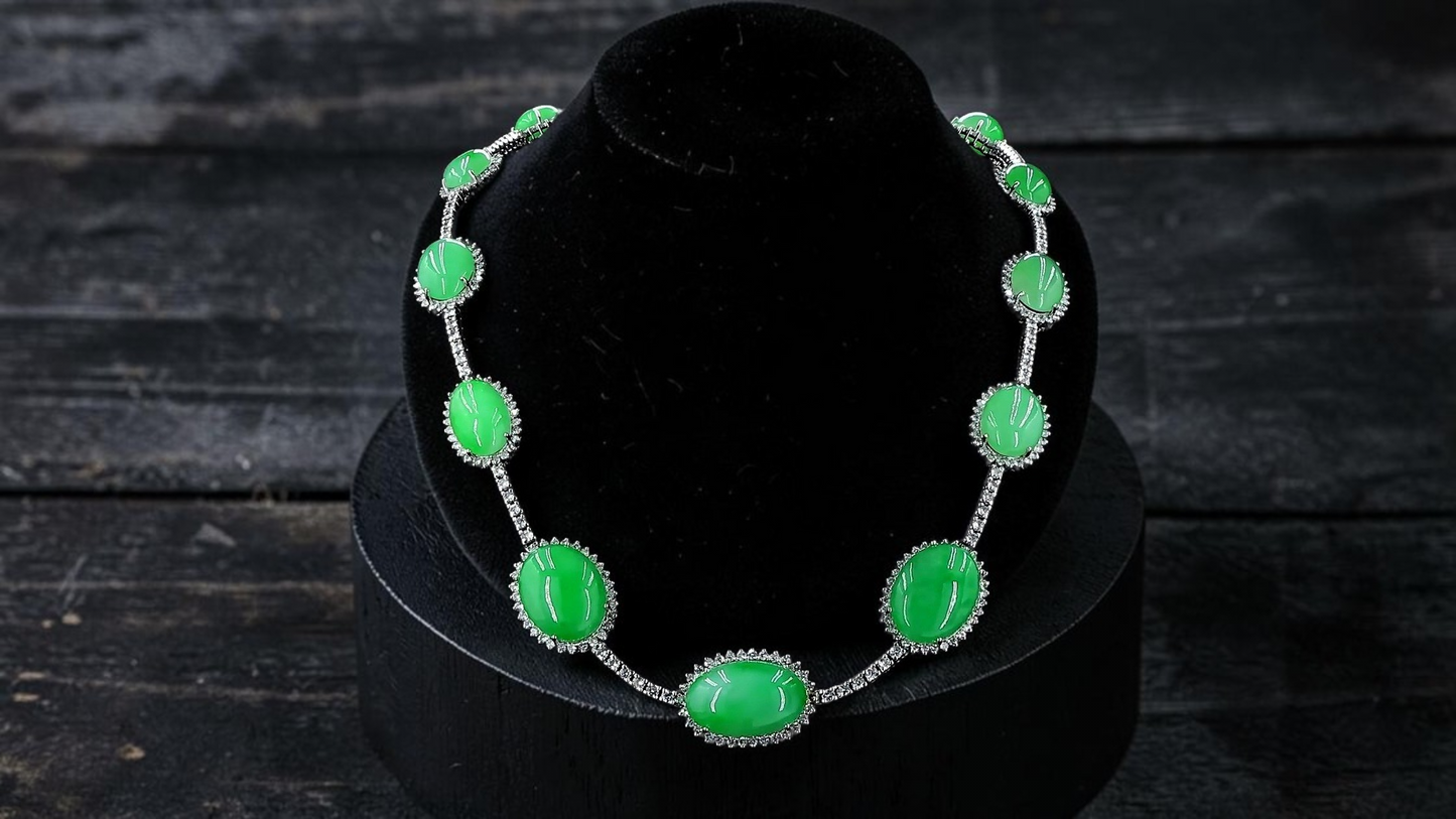 Ginza (MADE IN JAPAN) Burmese A-Jadeite Necklace (with 18K White Gold and White Diamonds) - Certified