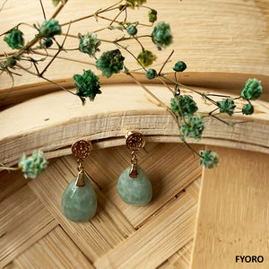 Fu Fuku Fortune Spring Jade Pear Drop Earrings (with 14K Gold)